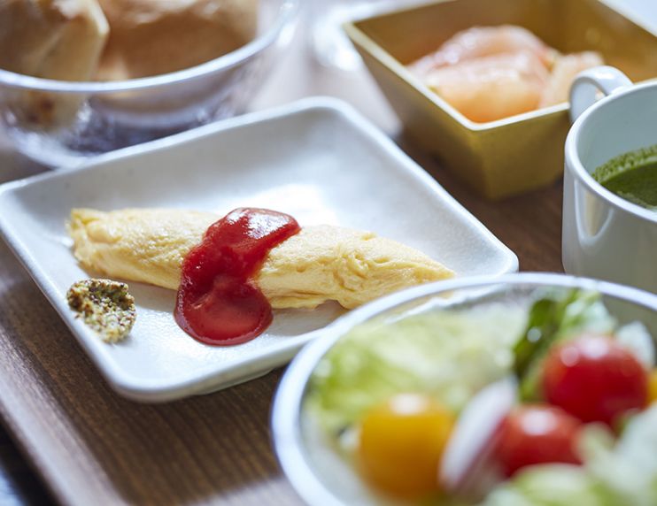 ダイニングの料理