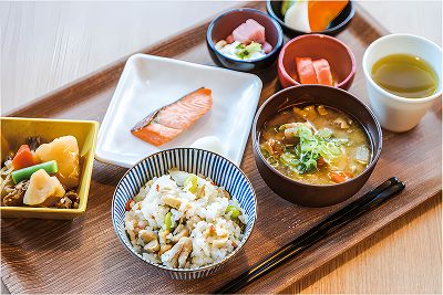 飽きのこない、多彩なメニュー